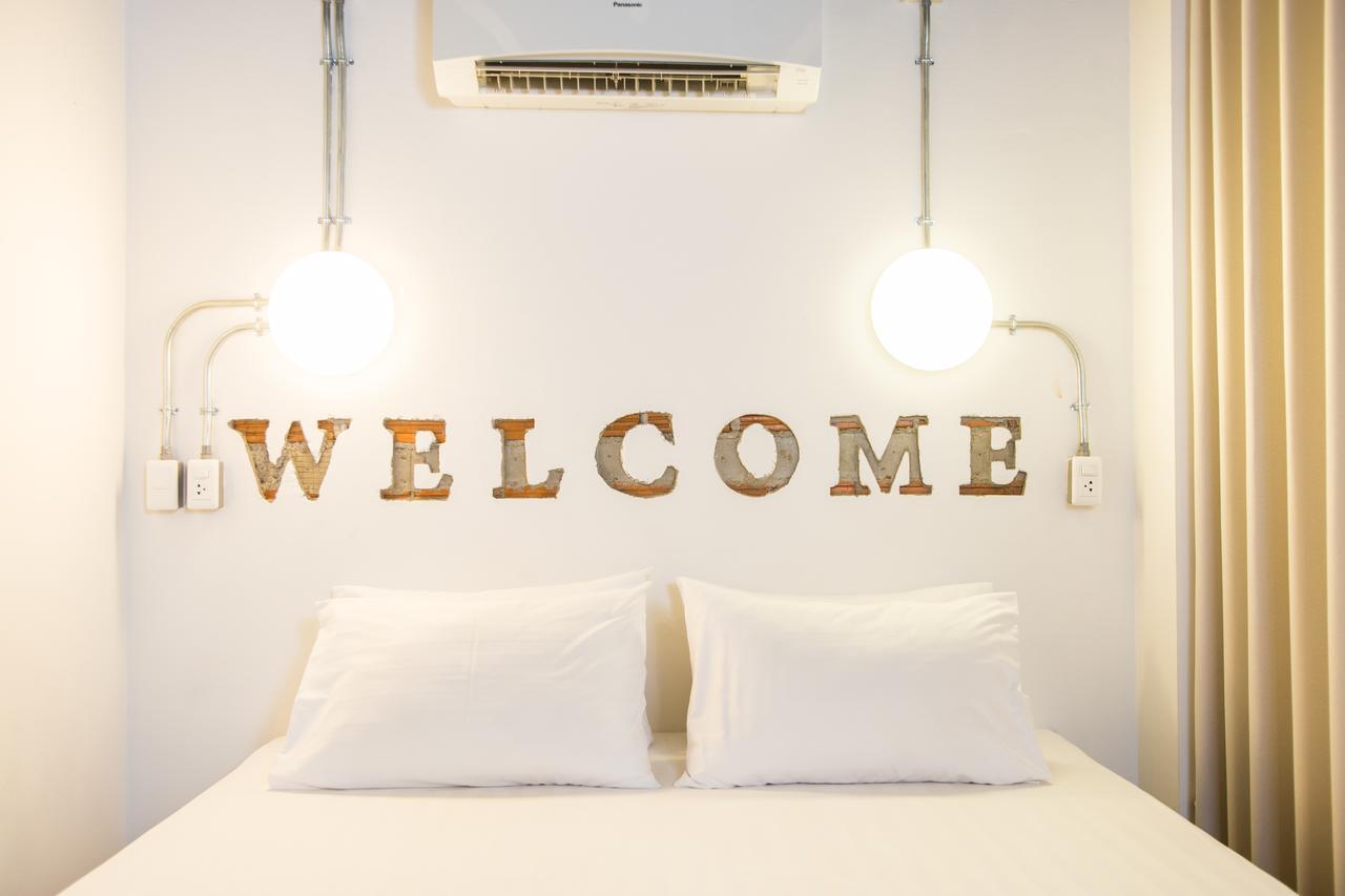 Give Me 5 Hostel Чиангмай Екстериор снимка